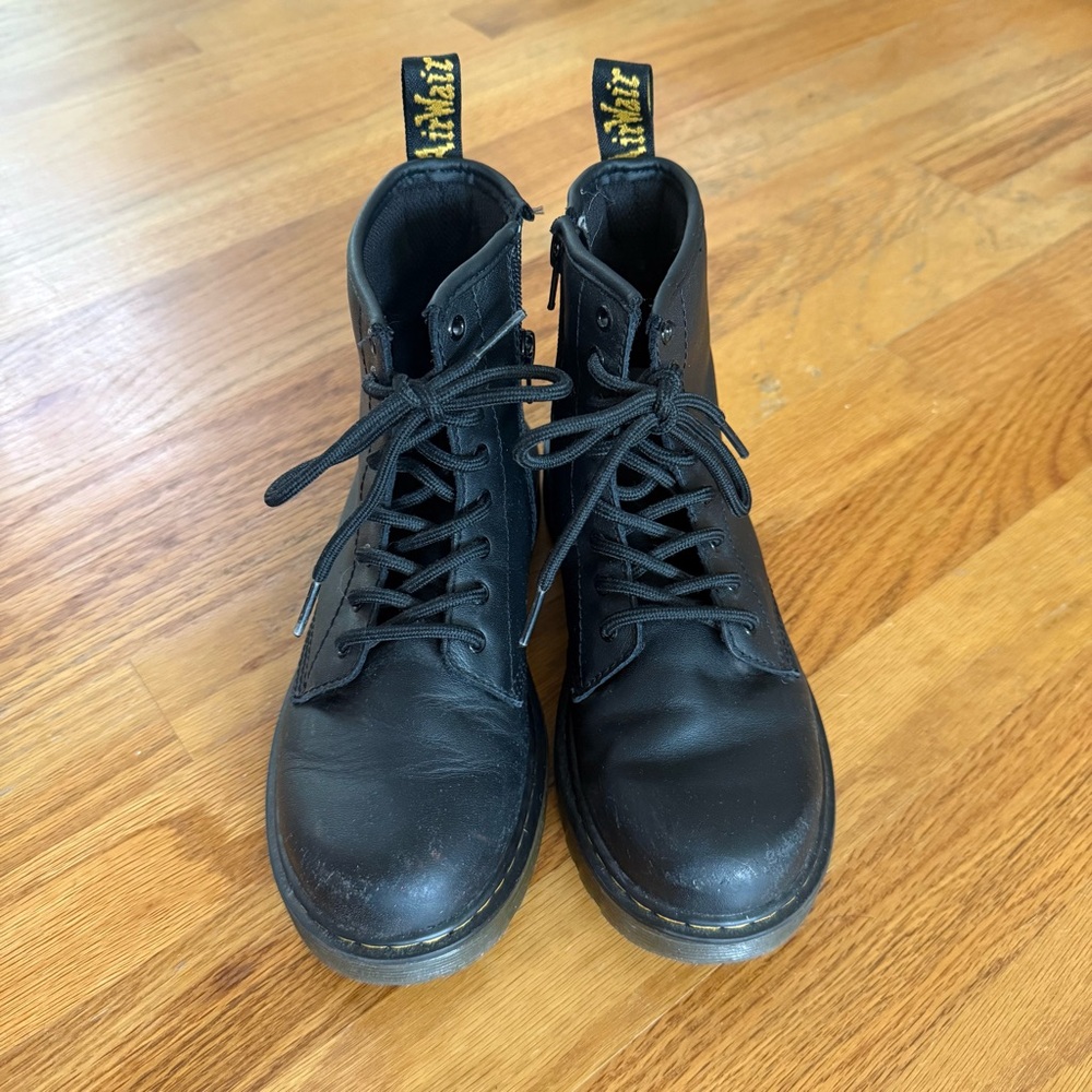 Dr. Martens Kids Brooklee Boots